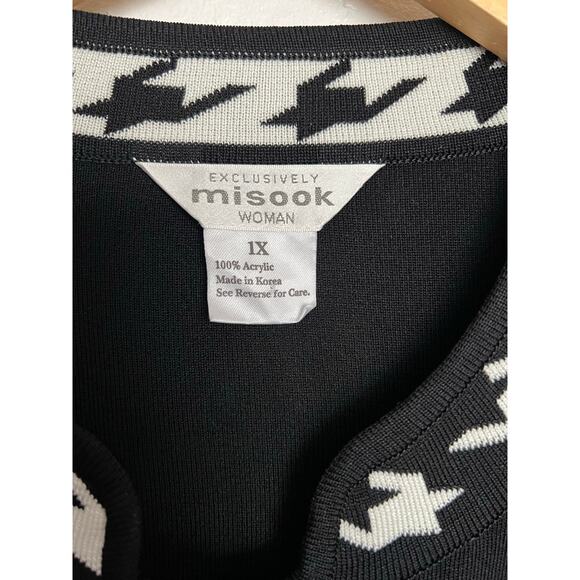 NWT Misook Sweater Jacket Sz 1X Black Houndstooth Buttons Cardigan Knit - Picture 2 of 7